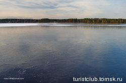 Озеро Мальцево сковало льдом